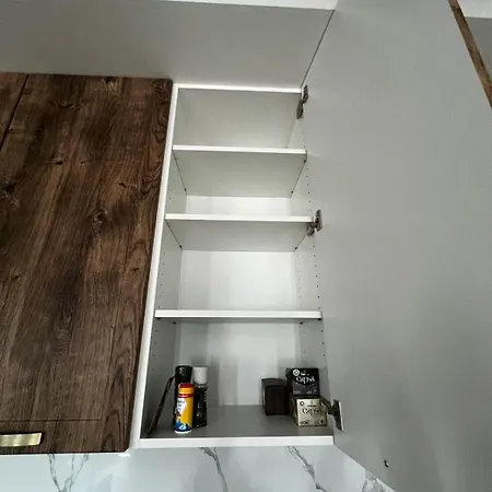 Luxusni 2kk, Vyhled Do Dvora, 10 Min Plaz 아파트