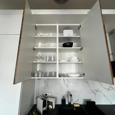 Luxusni 2kk, Vyhled Do Dvora, 10 Min Plaz Apartment *
